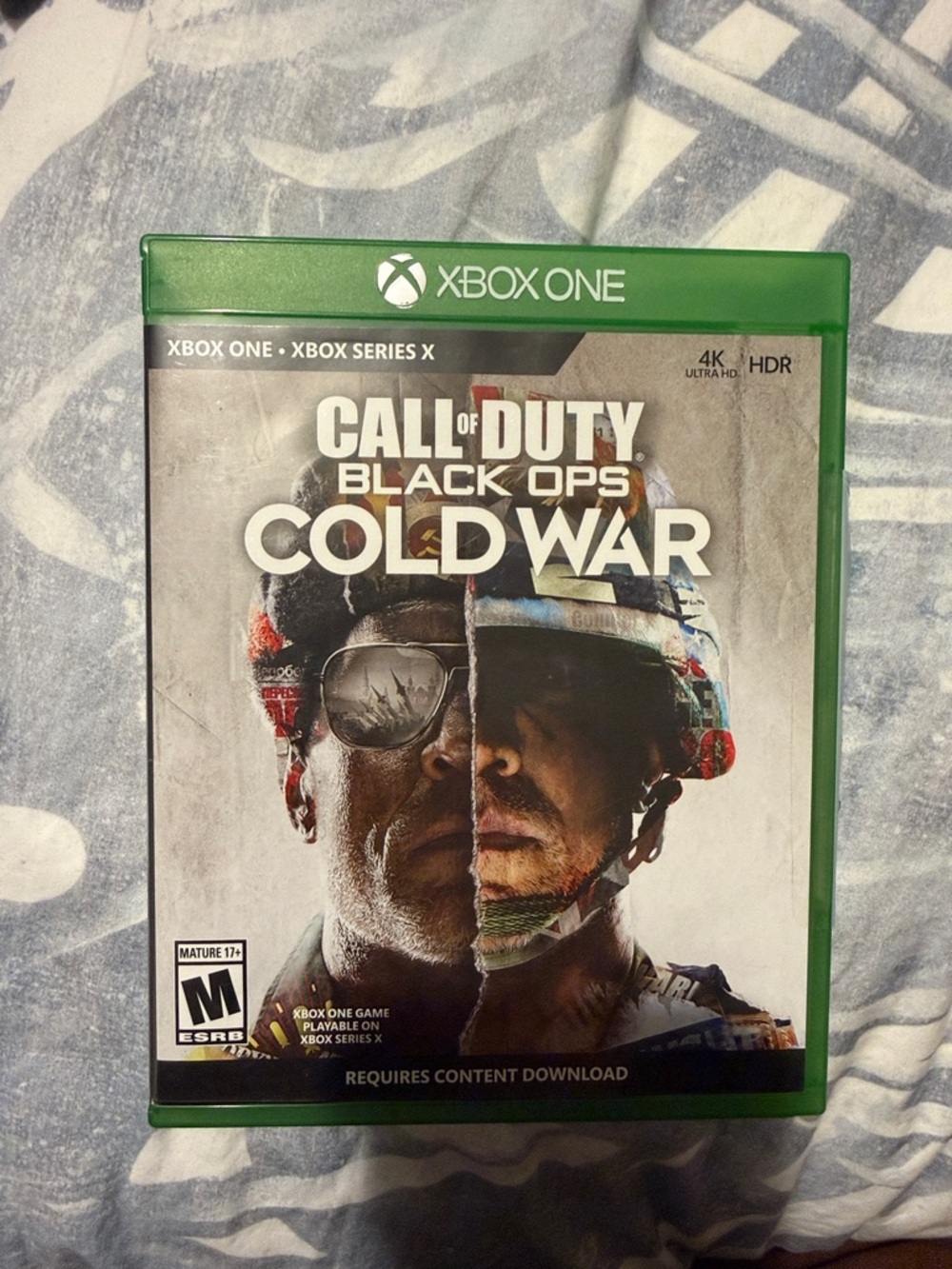 One Call of Duty: Black Ops Cold War - Green Case